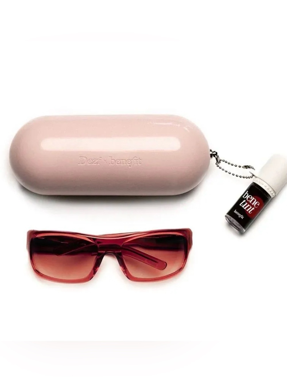 ⭐️BNIB⭐️DEZI X BENEFIT Tints Out Sunglasses & Benetint
☀️LTD EDITION ☀️